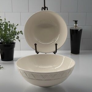 Lenox Aerin Ocean Bluff 6.25" Soup Cereal Bowls White Embossed Rim Set of 2